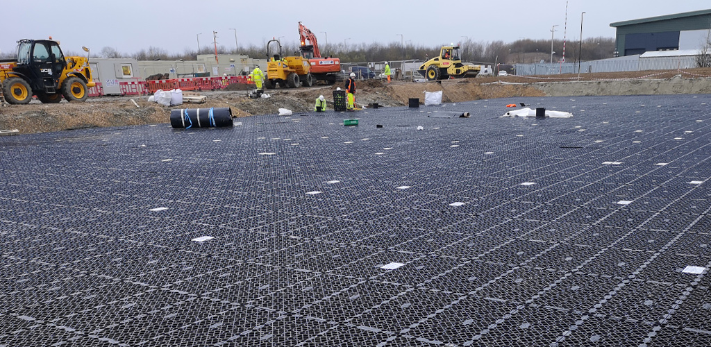 Aston Clinton, Aylesbury, Bucks HP22 Scott Parnell